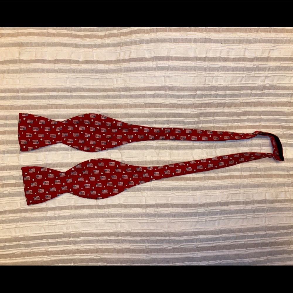 Vineyard Vines Silk Bow Tie